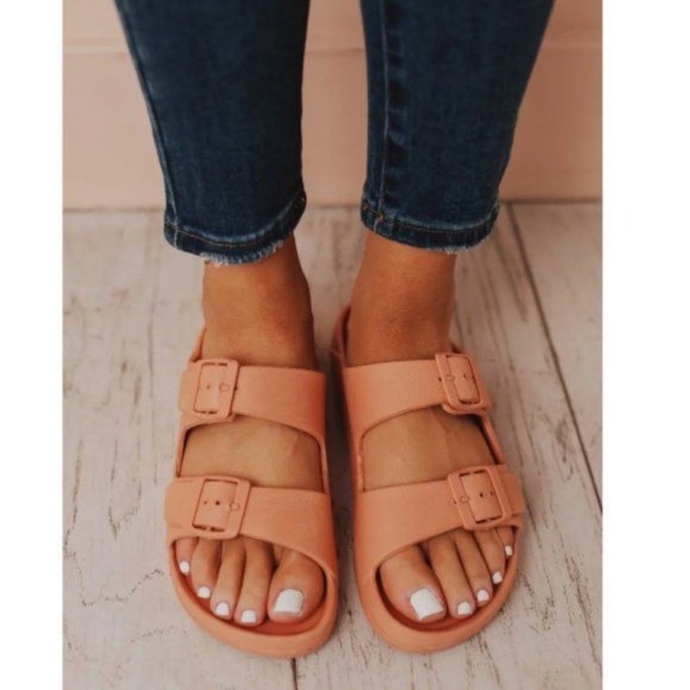 !! NEW !! Lightweight Double Buckle Sandals – Coral